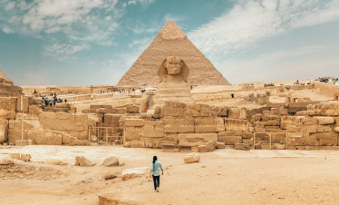 Blick auf die Pyramiden von Gizeh beim Ausflug Hurghada Kairo 3 Tage mit deutschsprachigem Reiseleiter