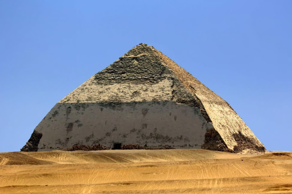 Stufenpyramide von Sakkara | Älteste Steinpyramide der Welt